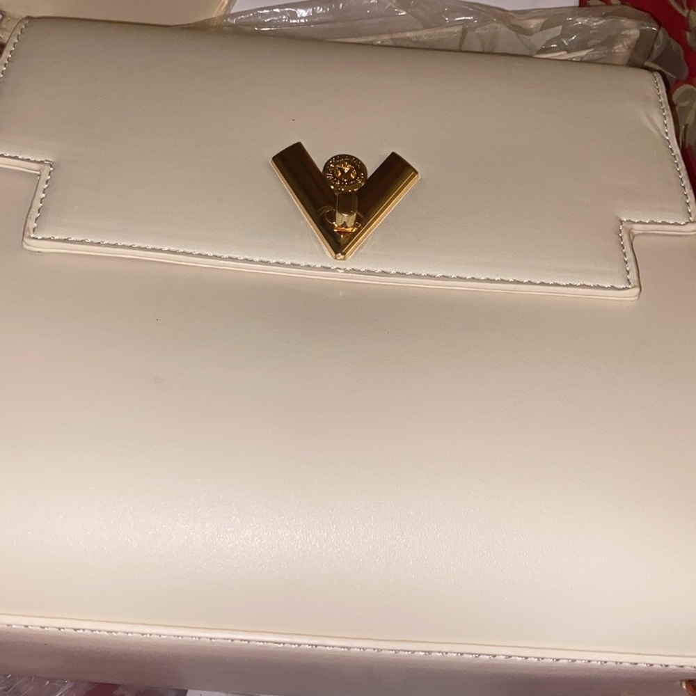Valentino NWT crossbody with bonus coin wallet - Picture 8 of 12